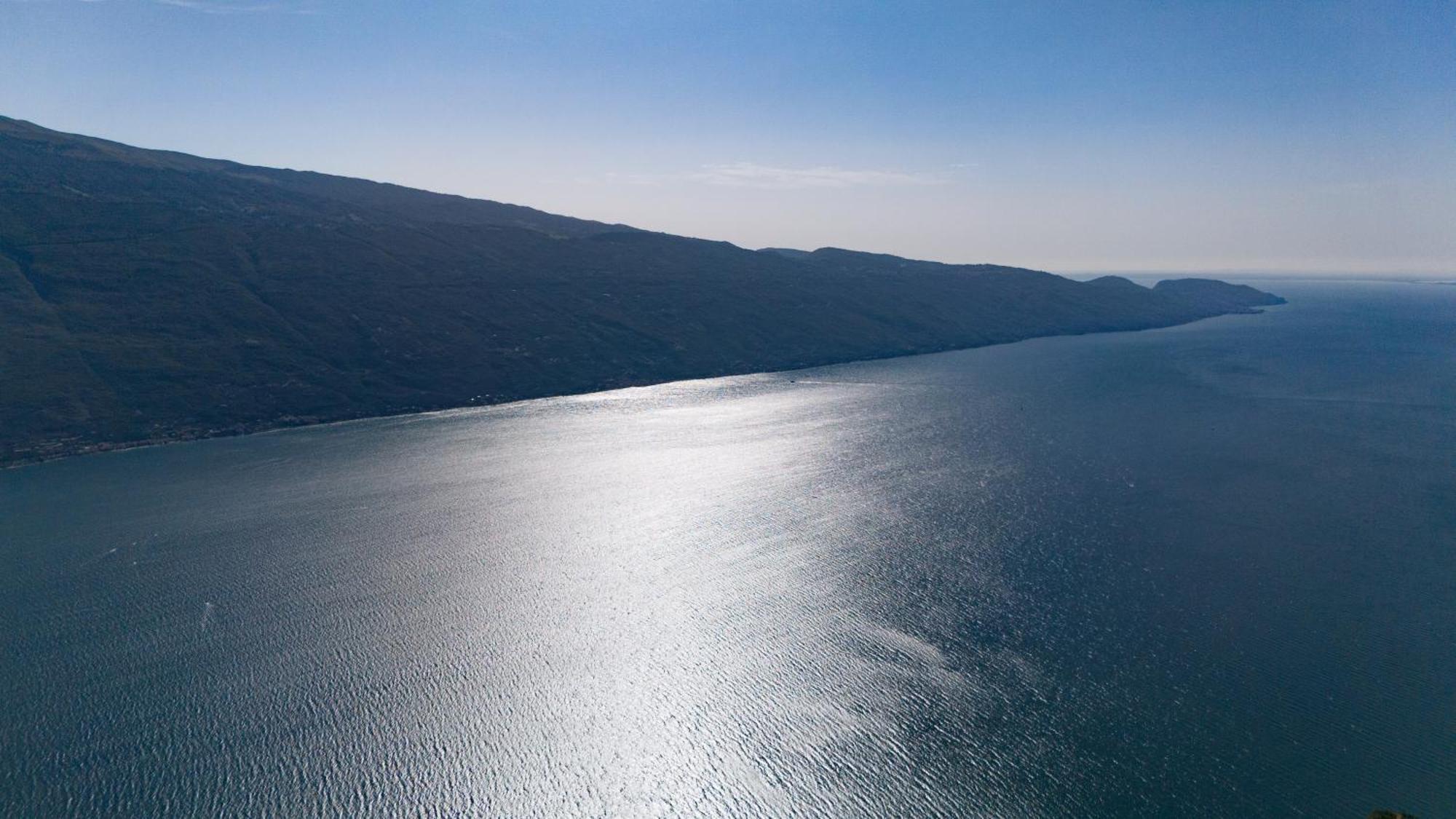 Casa Navla' Appartamenti "Ulivi"- "Fiori" -"Velieri"-"Luna"-"Nido"-"Taverna" Tignale Exterior foto
